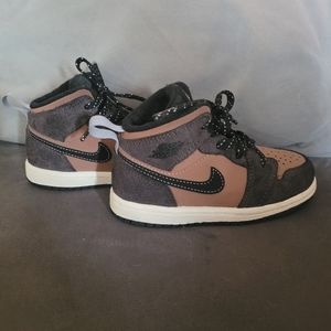 Jordan 1 Mid SE Dark Chocolate (td)
